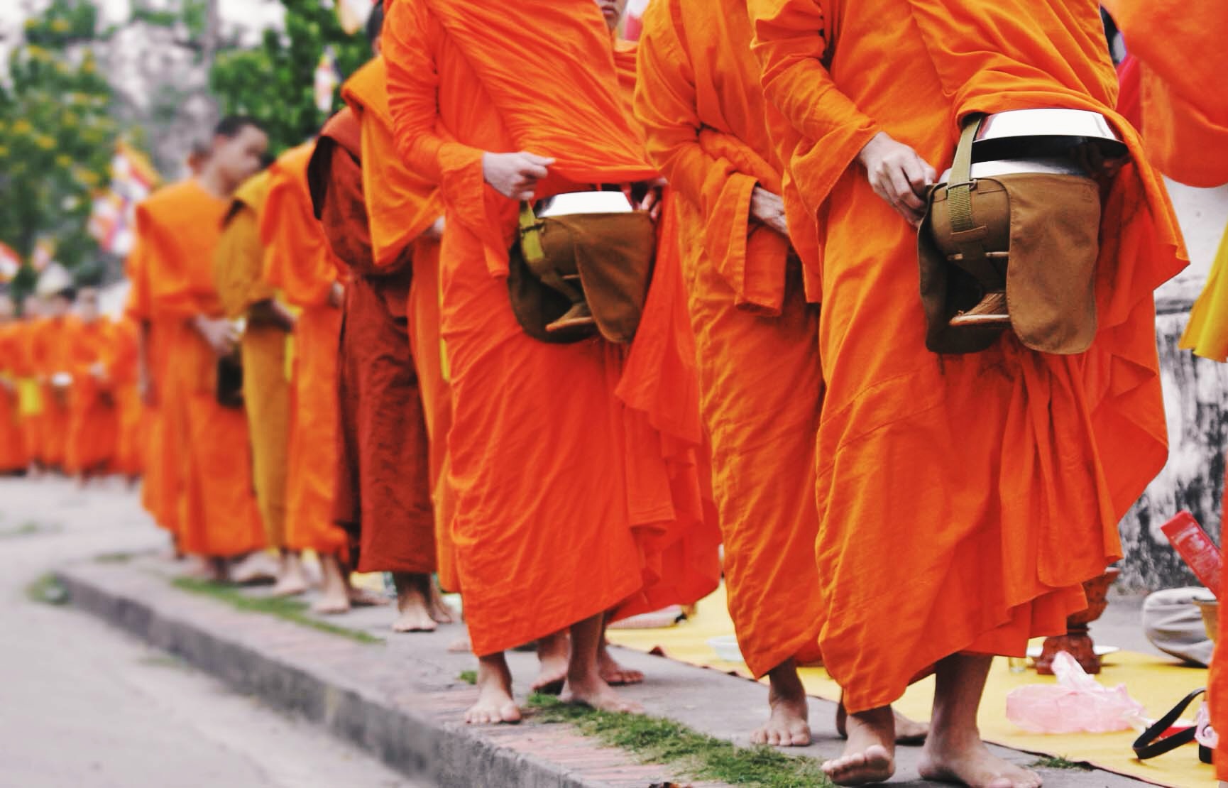 monges-luang-prabang