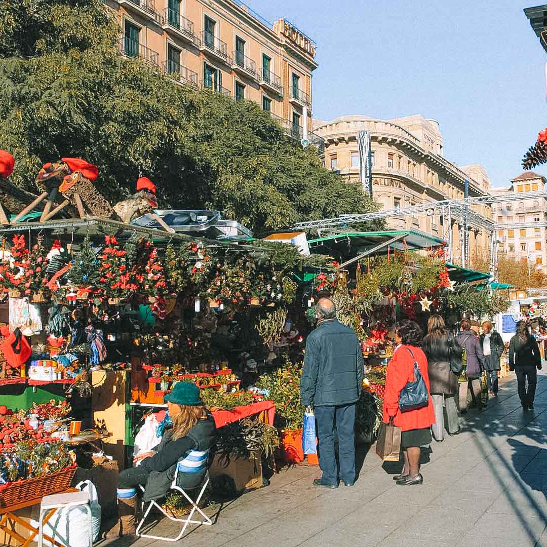 santallucia mercado de natal barcelona