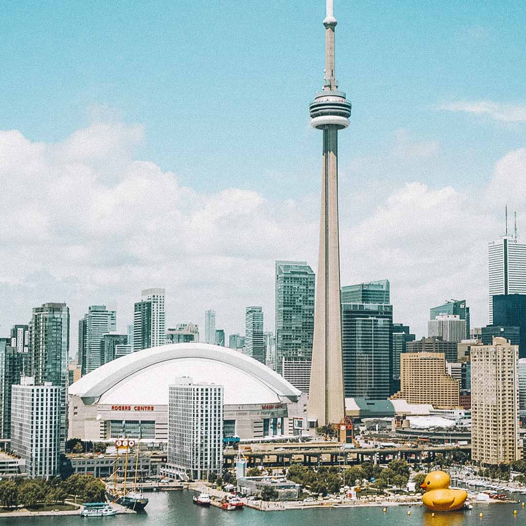 cn tower toronto 