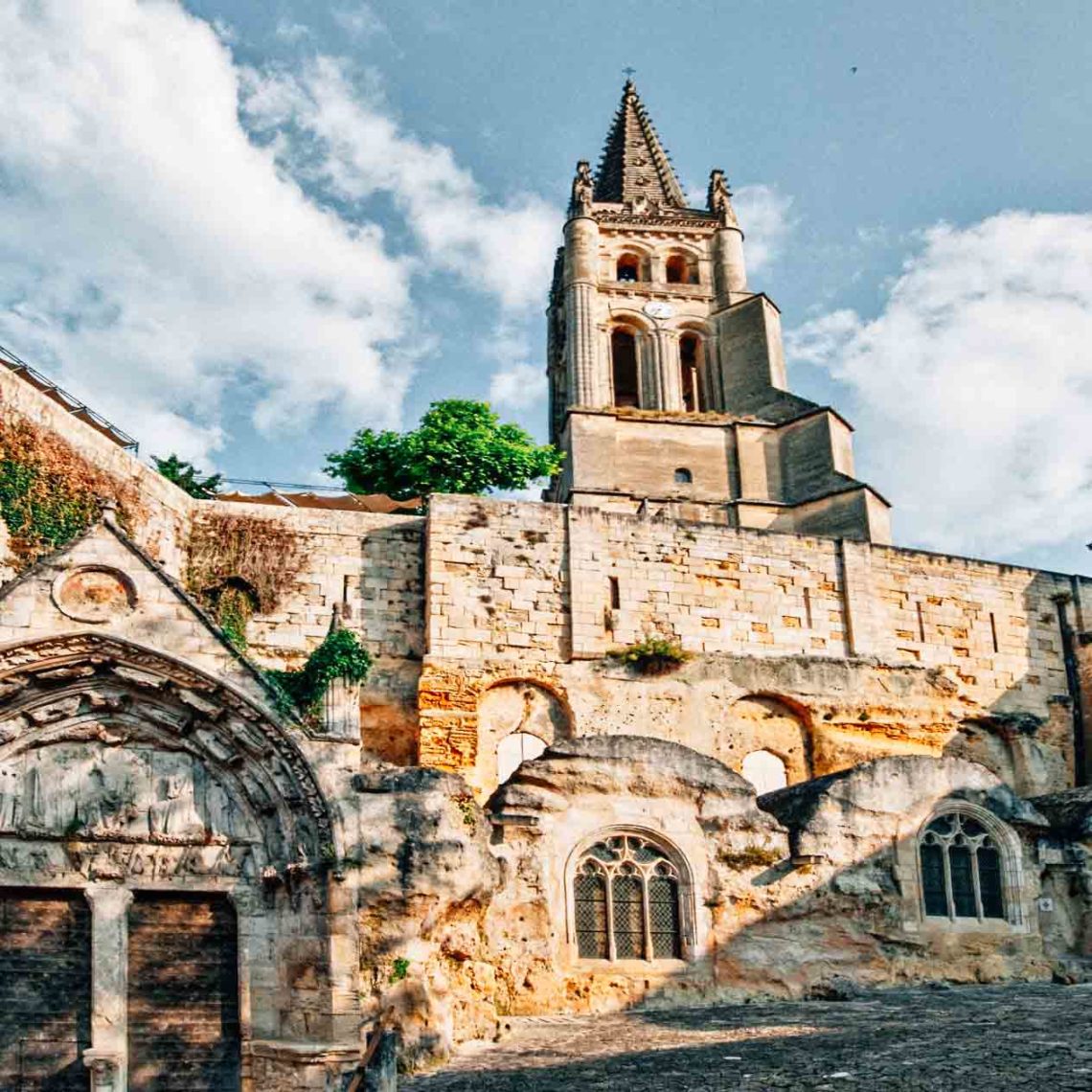 st-emilion-igreja