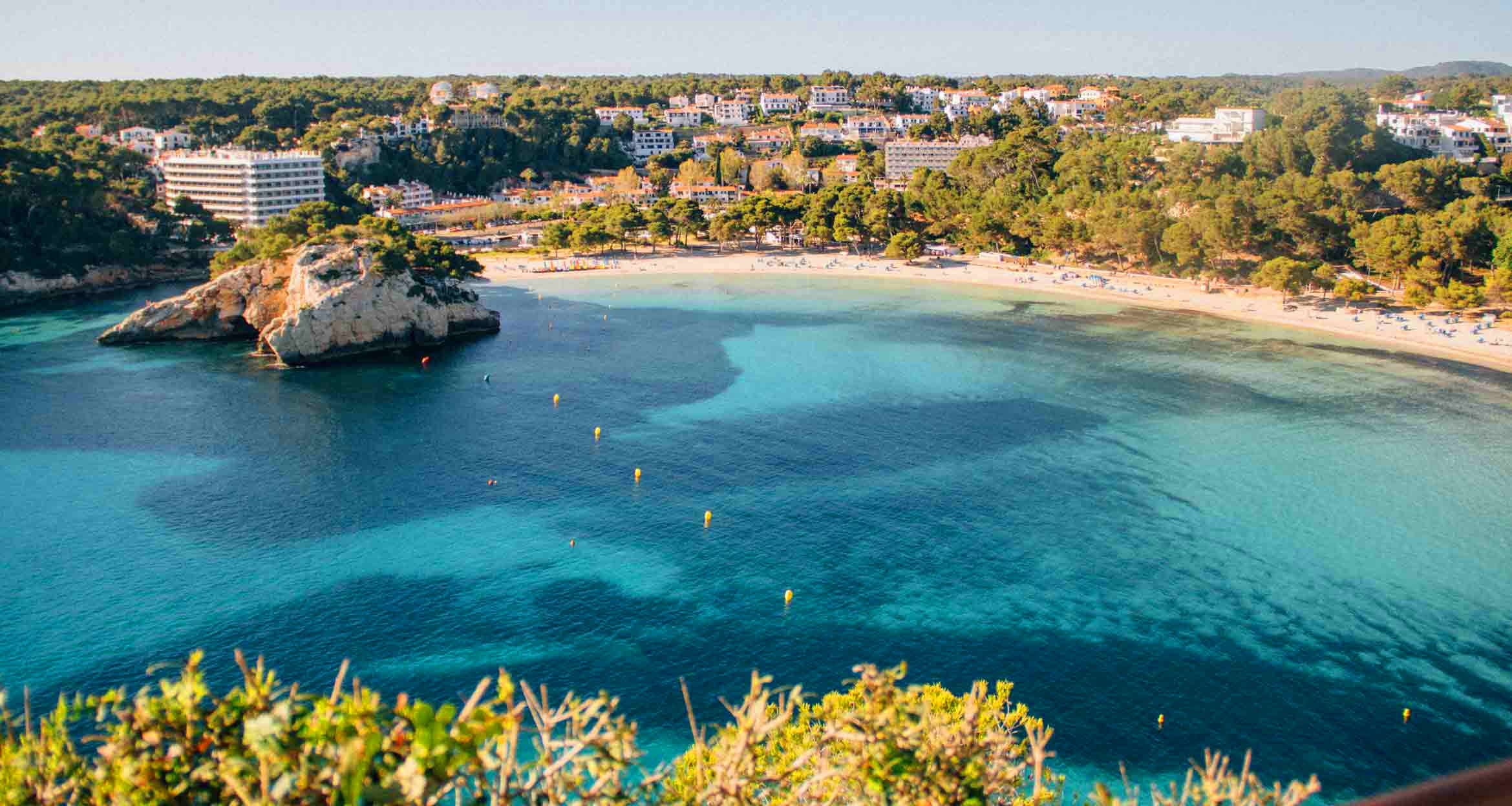 cala-galdana-vista-casas