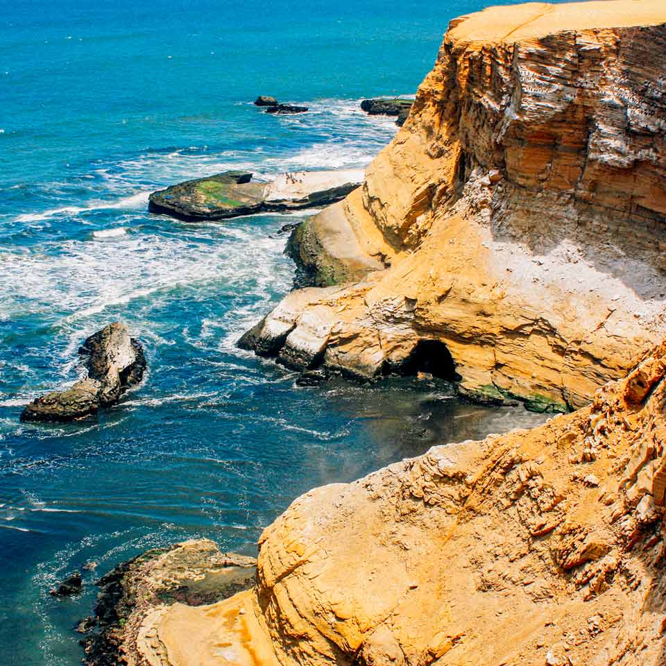 paracas-peru