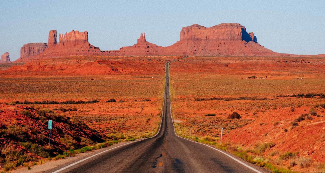 Monument-Valley-estrada