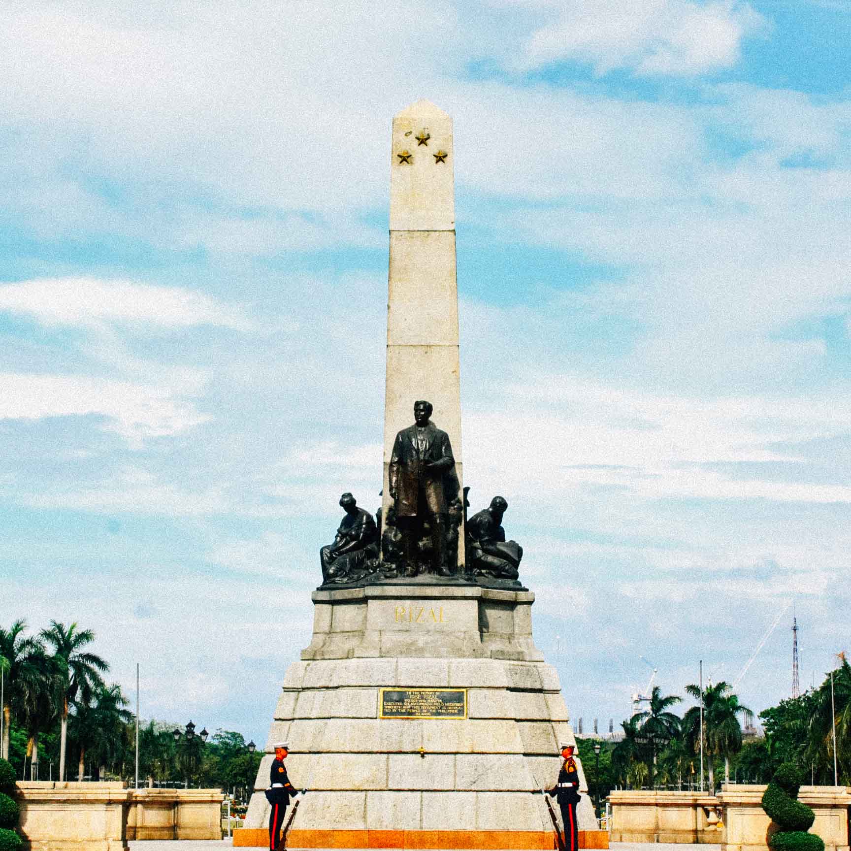 rizal-park-manila