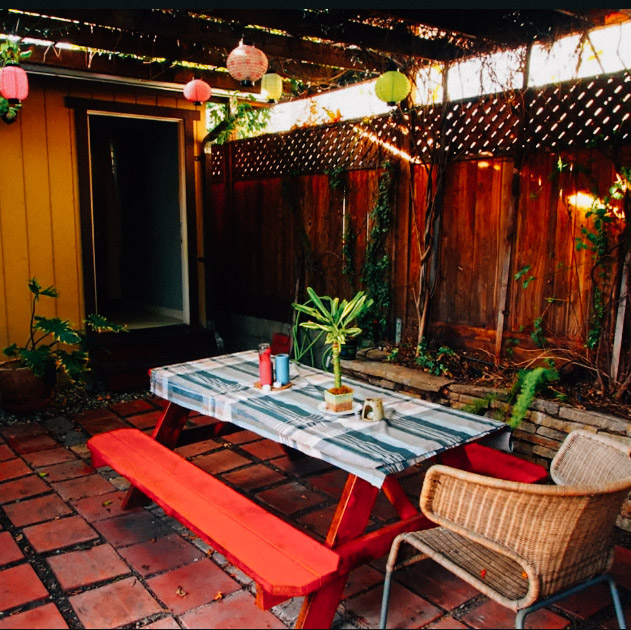 Cozy-Secluded-Studio-in-Hollywood