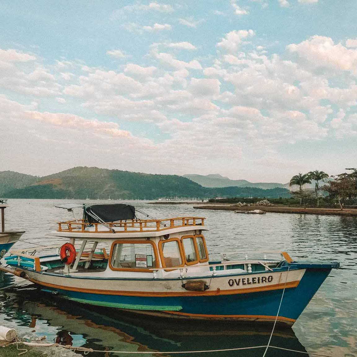 guia-de-paraty-barco