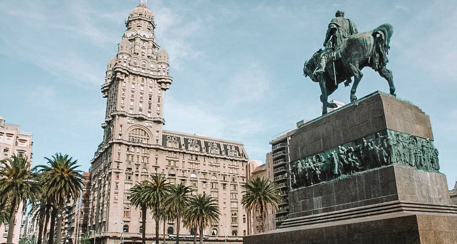 PRAÇA-DA-INDEPENDENCIA