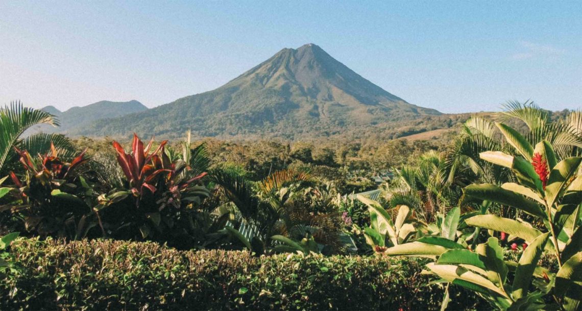 arenal-costa-rica