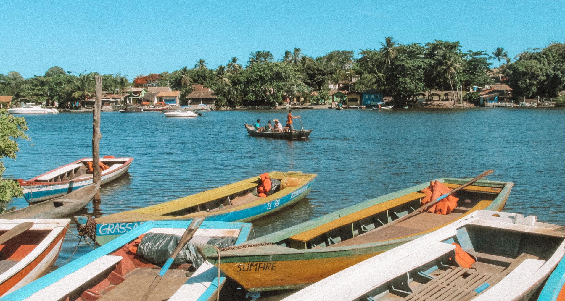 caraíva-bahia-barcos