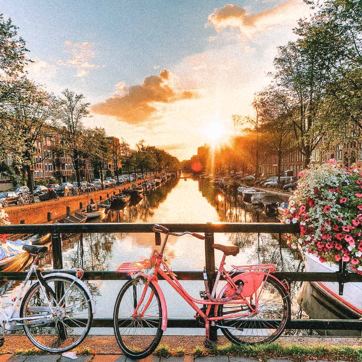 viagens-para-mulheres-fazerem-sozinhas-amsterdam-holanda