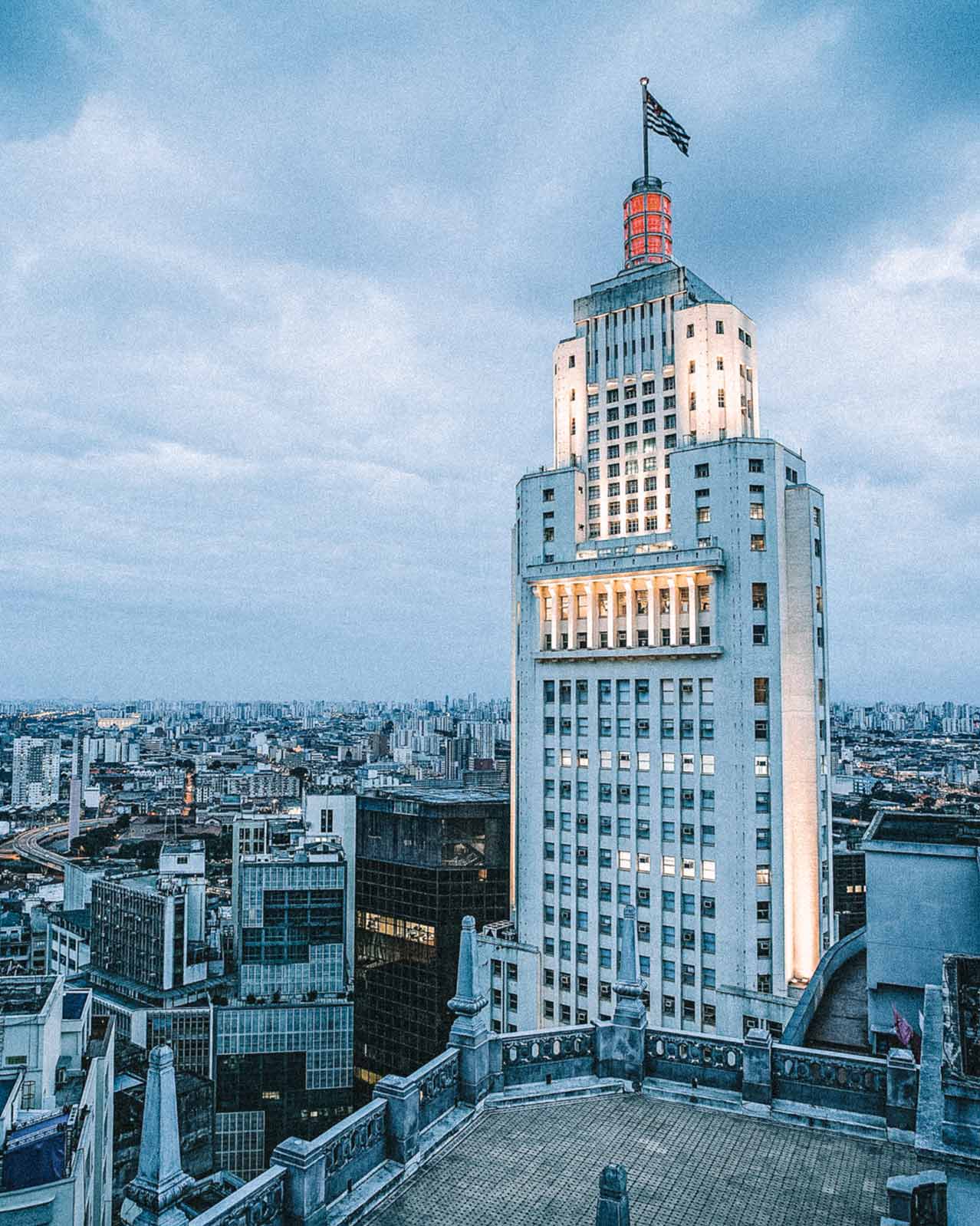 restaurante-com-as-melhores-vistas-de-são-paulo-cafe-farol-santander