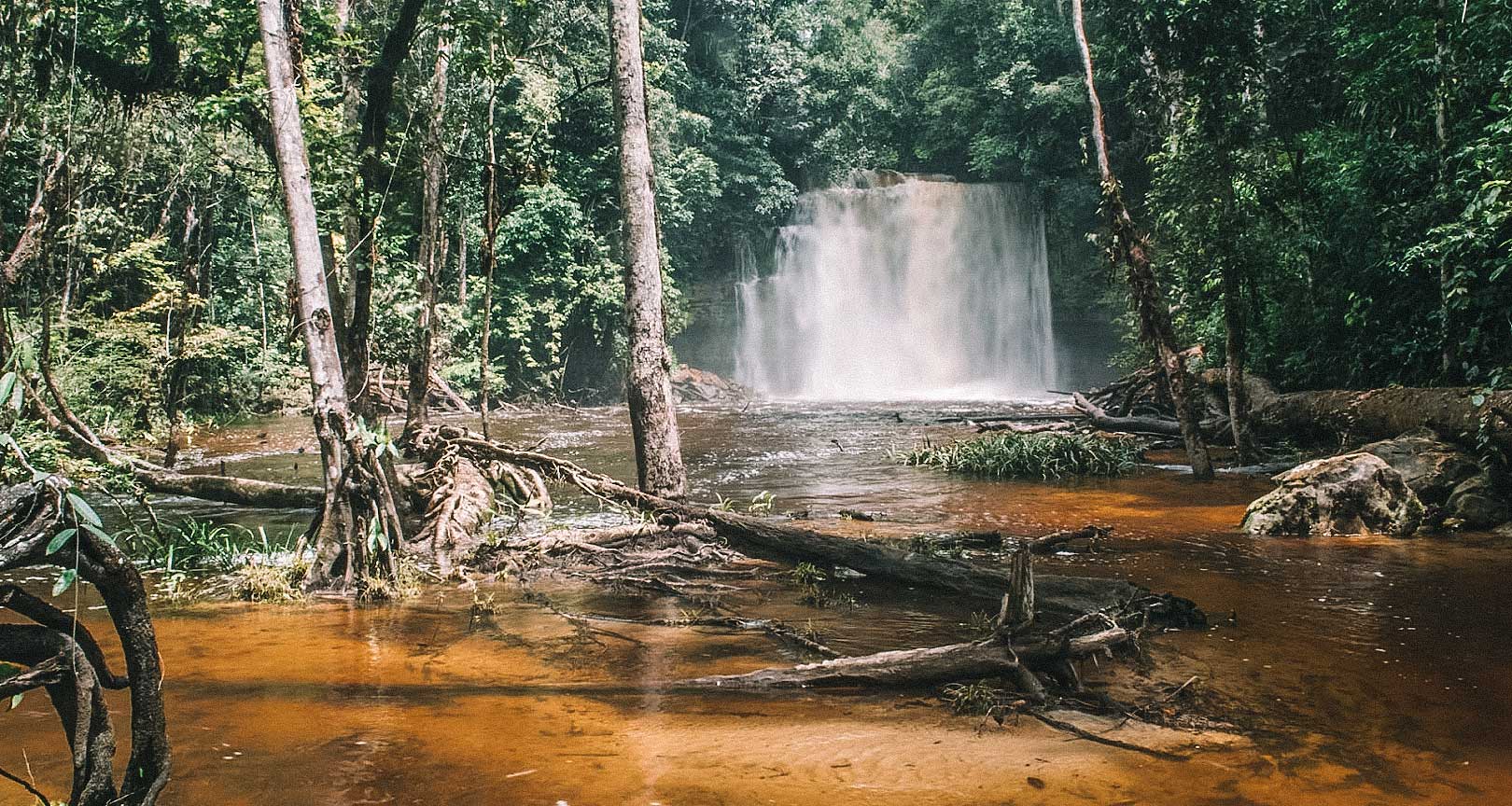 cachoeira-da-neblina-presidente-figueiredo