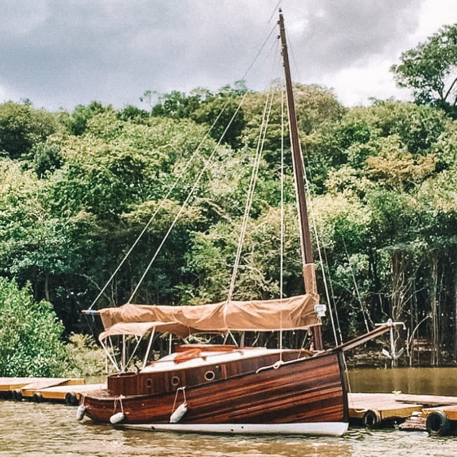 veleiro-airbnb-amazonia-novo-airao