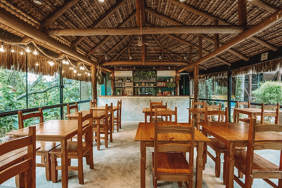 restaurante-malie-chales-ilha-do-mel
