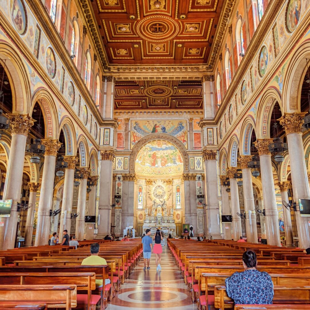 Interior da Basílica de Nazaré, Belém