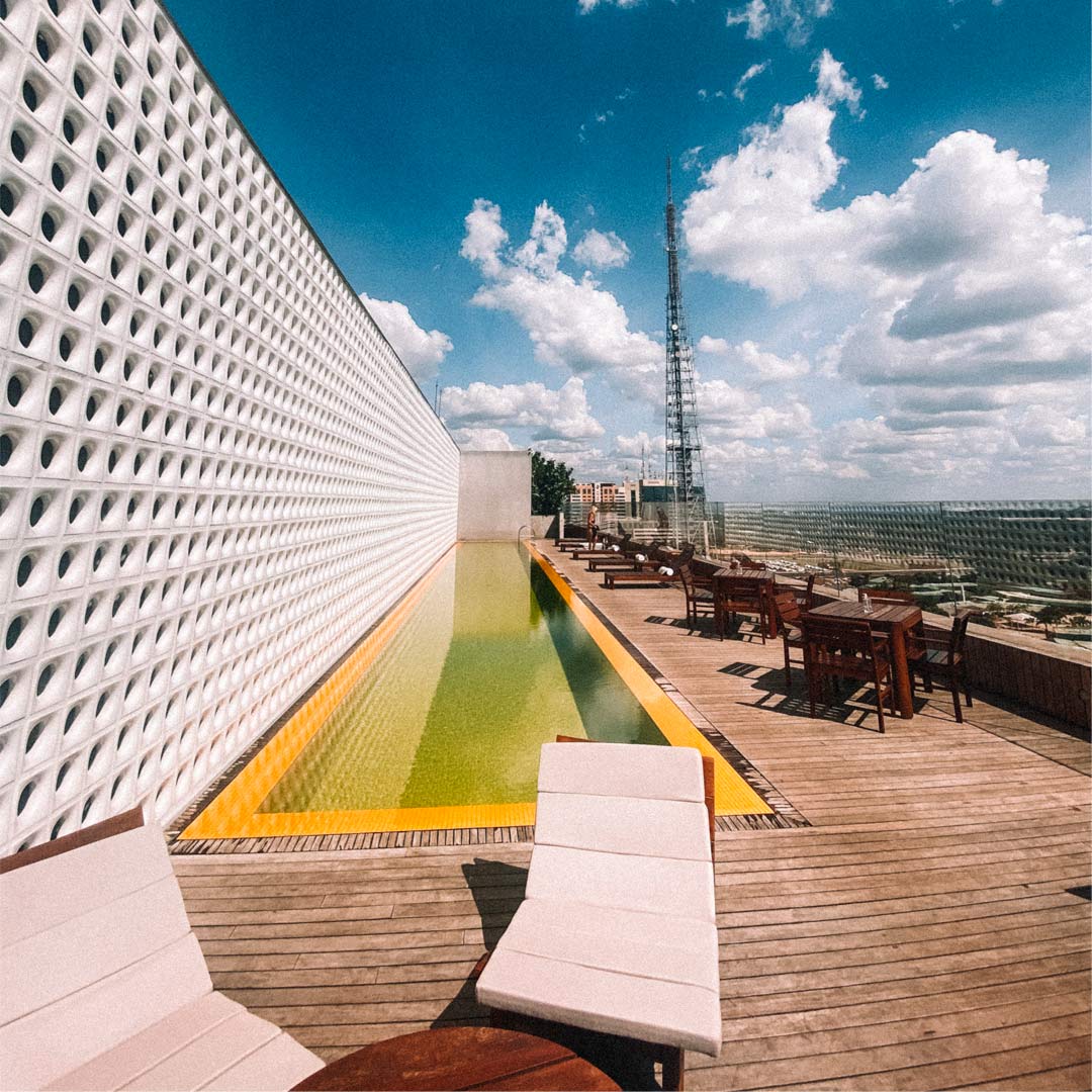 Piscina com vista no B Hotel em Brasília