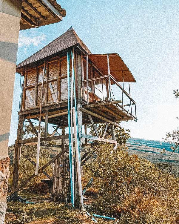 Bangalô suspenso na Chapada dos Veadeiros. Hotéis e pousadas em Goiás.