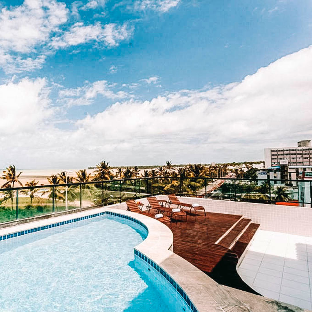 Vista panorâmica da piscina do Hp plus Paraíba