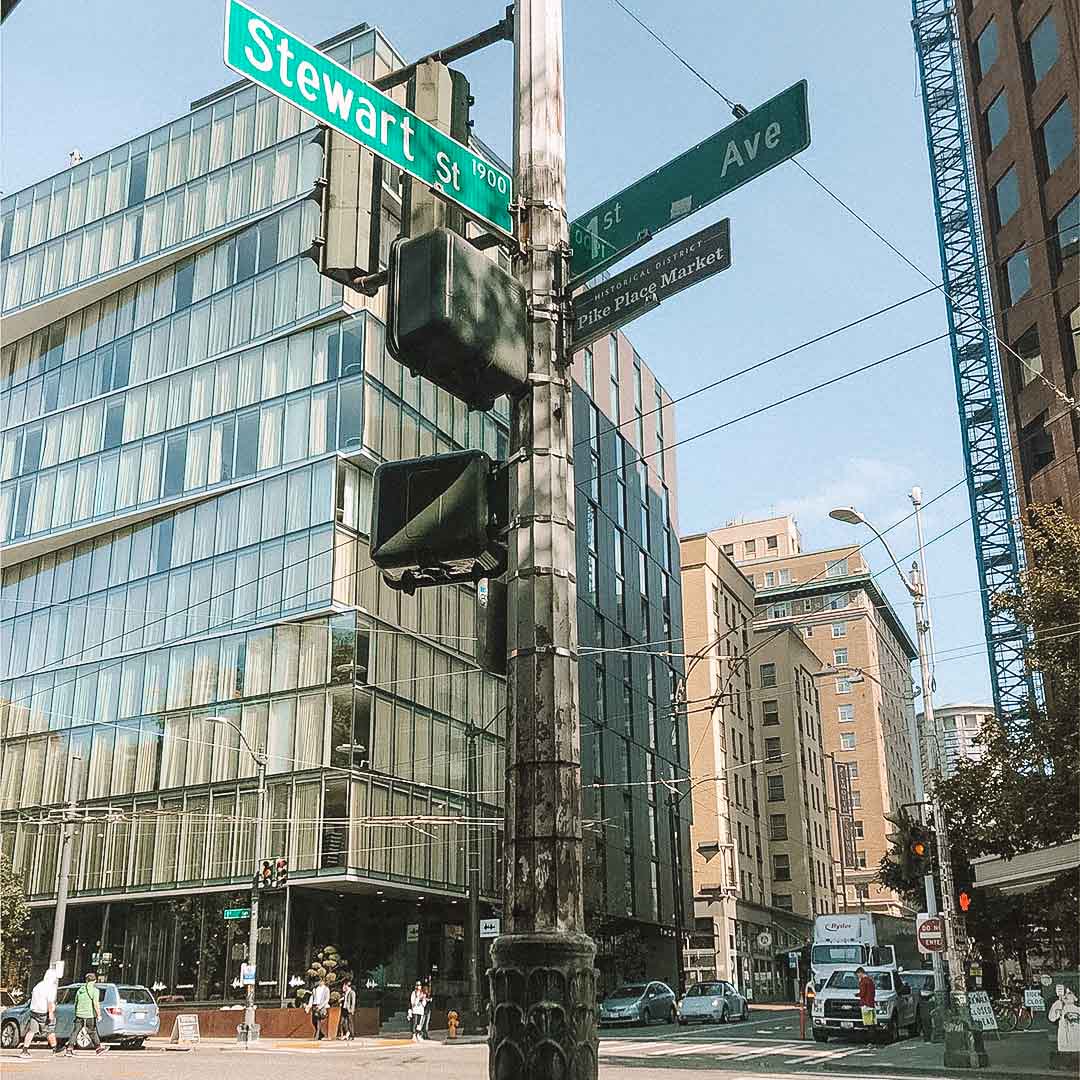 rua no centro de Vancouver