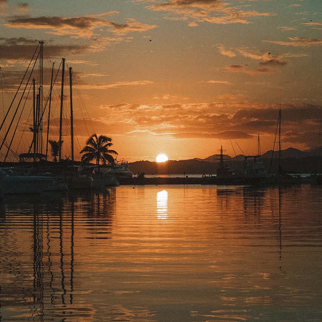 por do sol em Suva, Fiji 