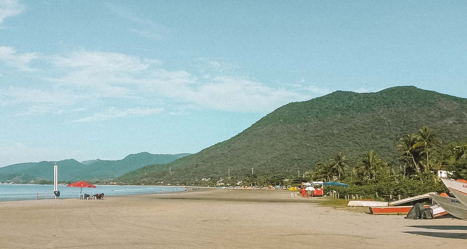 canto da praia da lagoinha em ubatuba