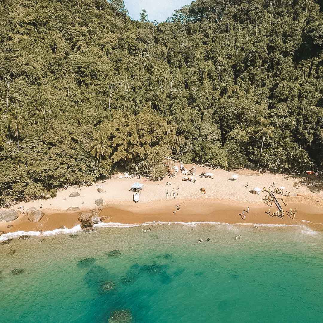 praia do cedro em ubatuba