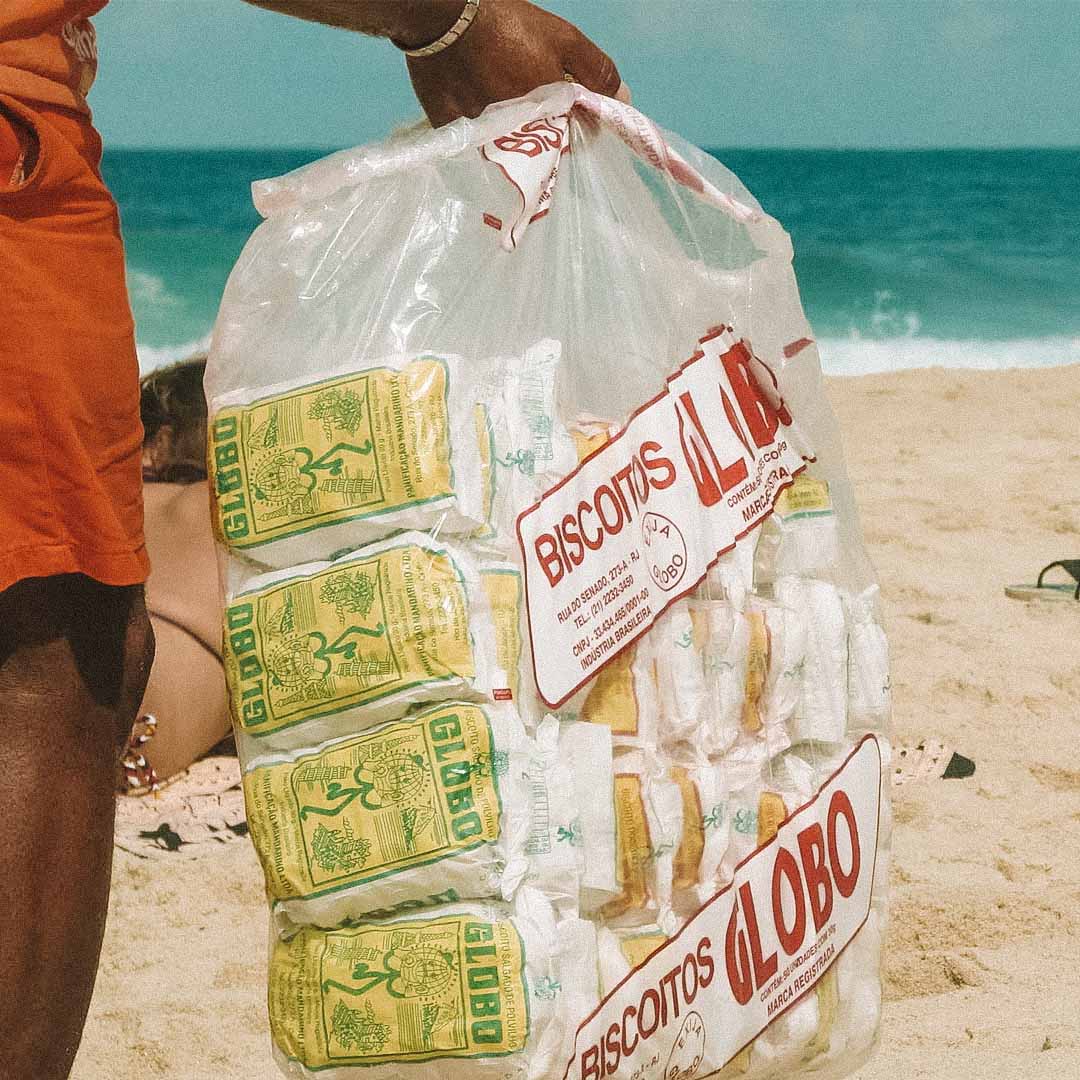 ambulante nas praias do Rio de Janeiro biscoito 