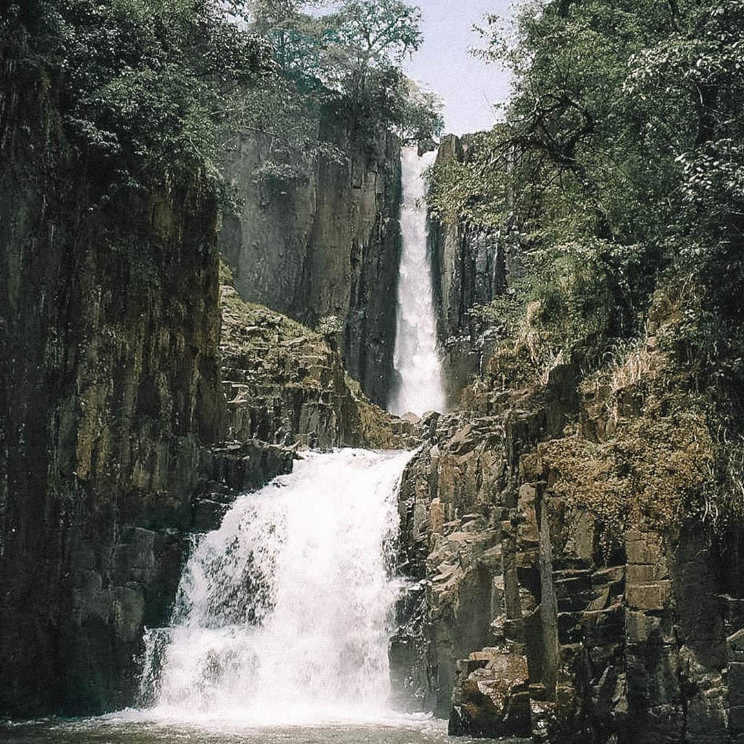 Cachoeira dos Dois Saltos, em Mineiros