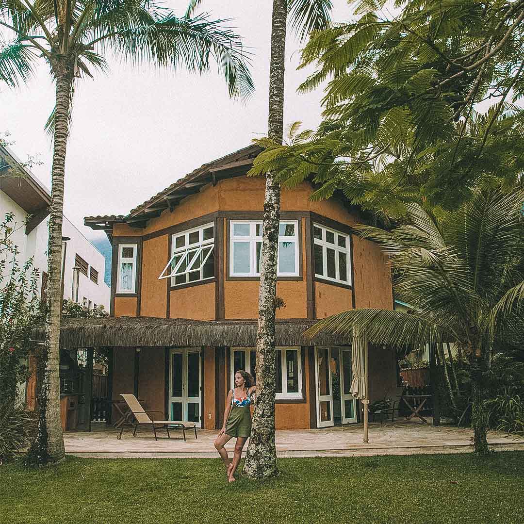 frente da casa em Guaecá