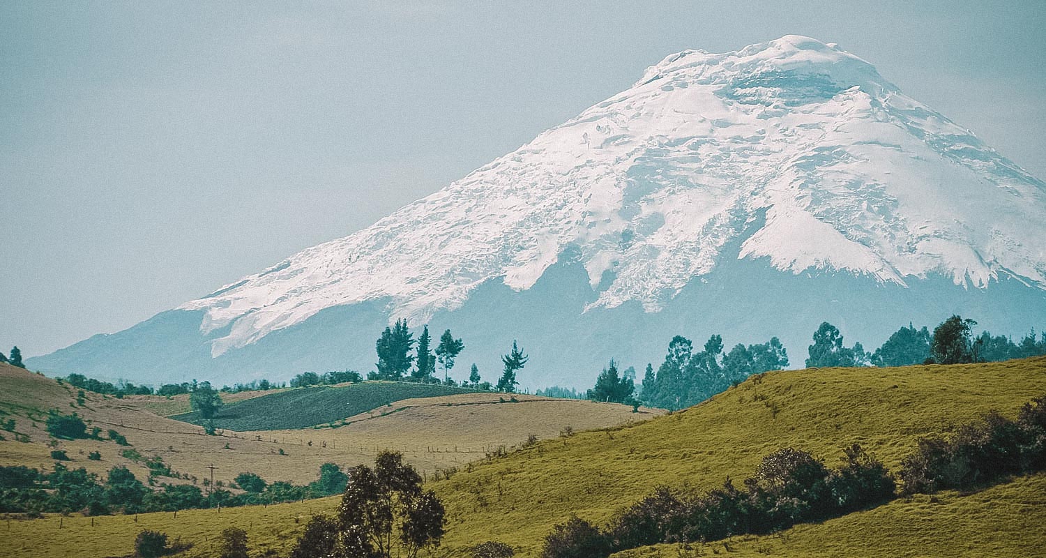 vulcao no equador 