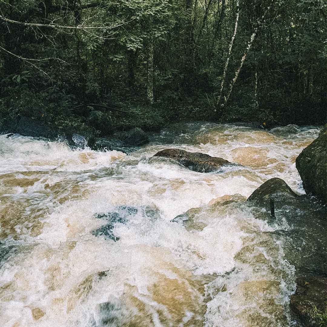 cachoeira dos pretos em Joanópolis