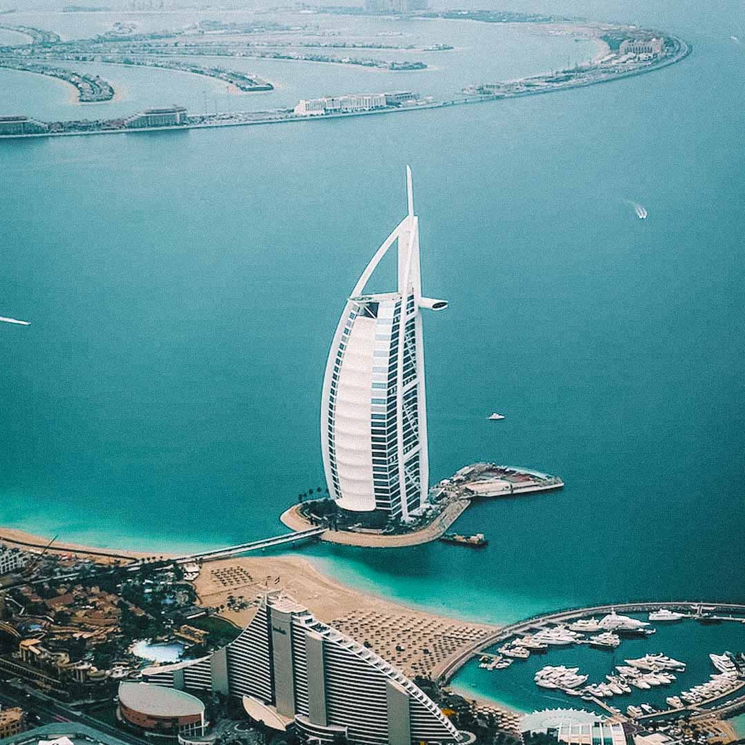 vista de cima arranha-ceu dubai