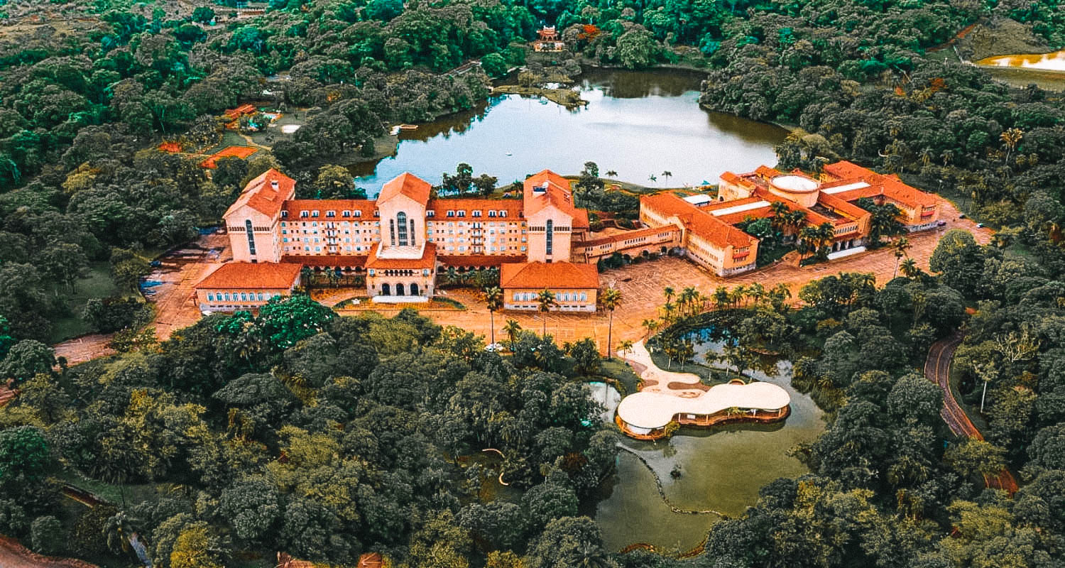 Aragarças atrai por suas águas termais com propriedades medicinais