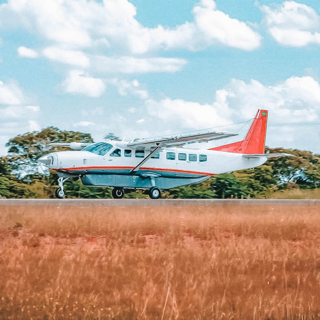 avião particular fretado pela flapper 