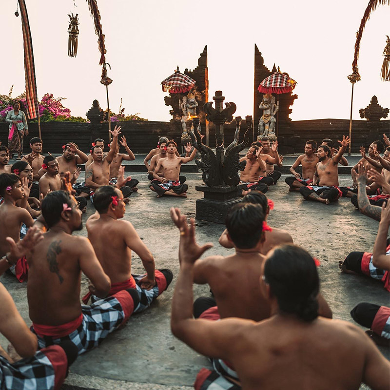 dança kecak uluwatu