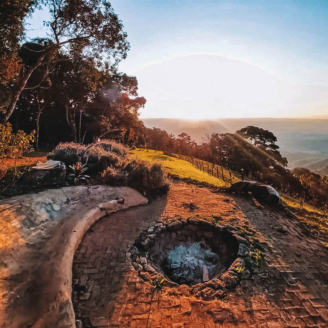 cabana em córrego do bom jesus, em minas gerais 
