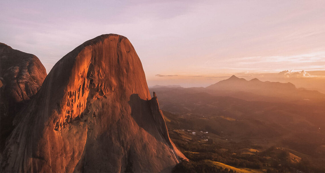 vista aérea da Pedra Azul, em Domingos Martins